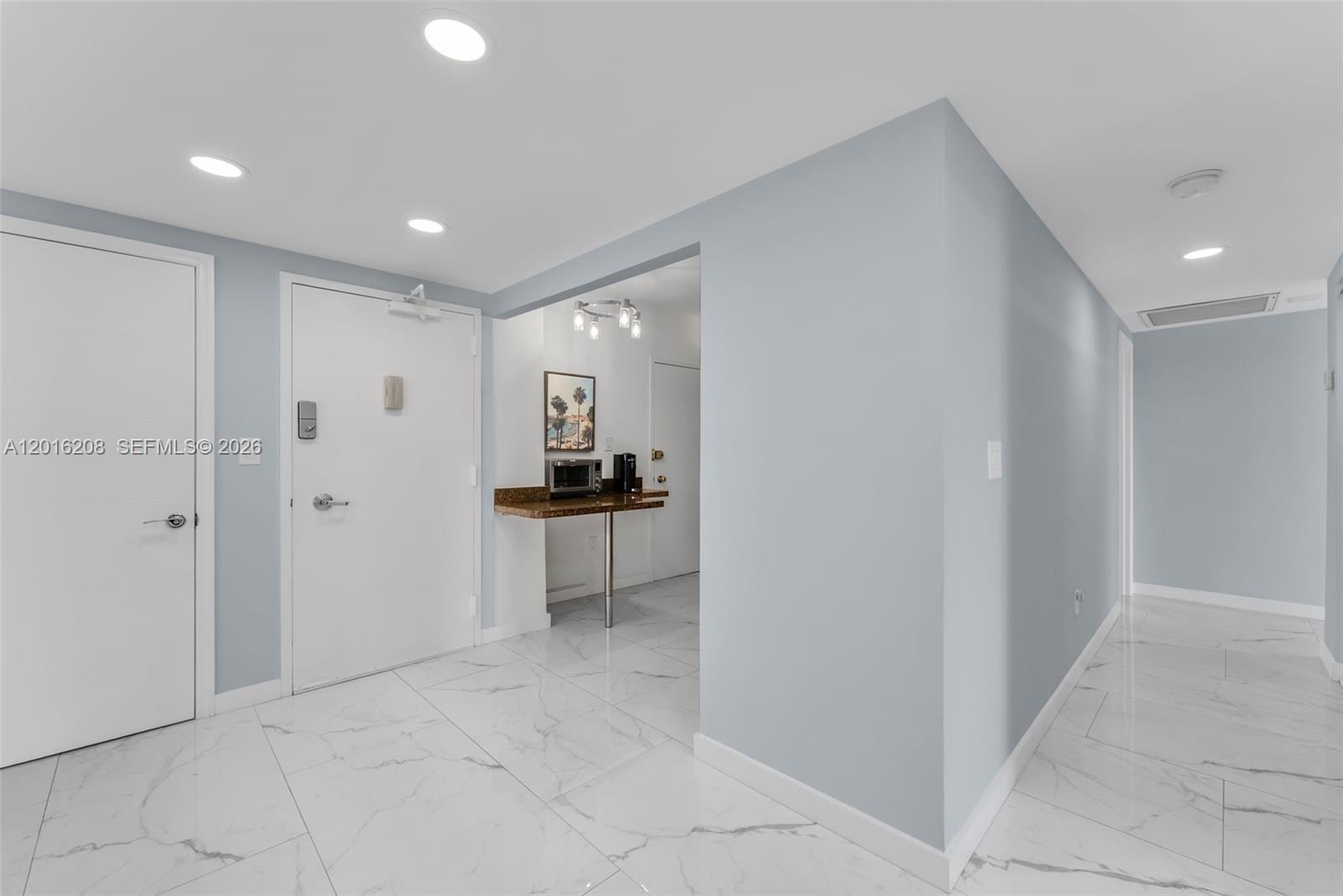 See details 15Q 3 / 3 1740 sq. ft. $ 2026-05-10 0 Photo