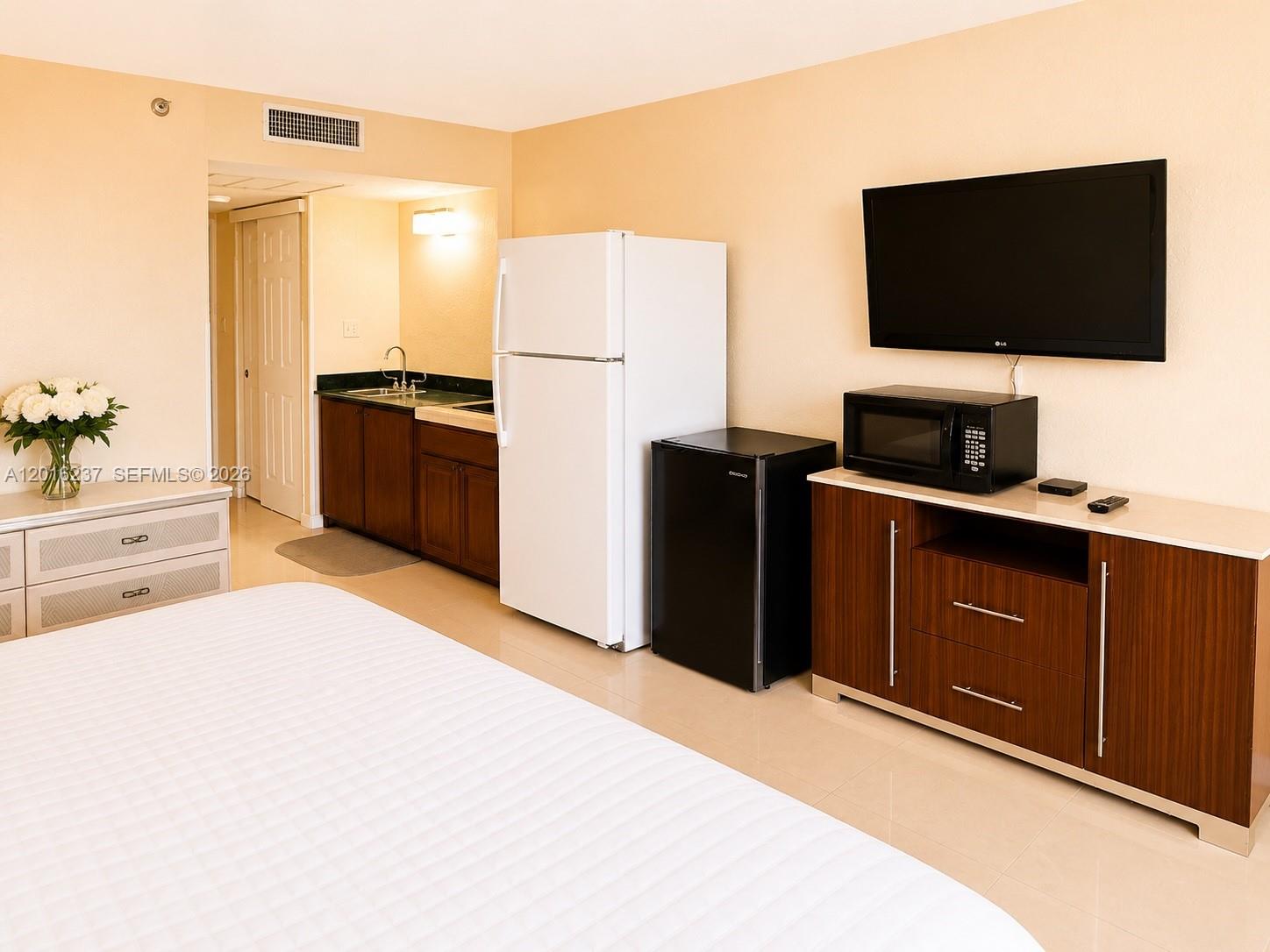 Photo of 19201 Collins Ave  #707, Sunny Isles Beach, Florida, 33160 - 
