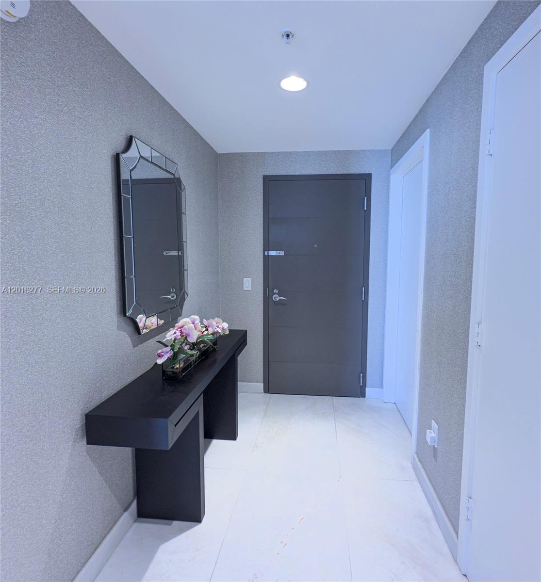 Photo of 17111 Biscayne Blvd #1705, North Miami Beach, Florida, 33160 -