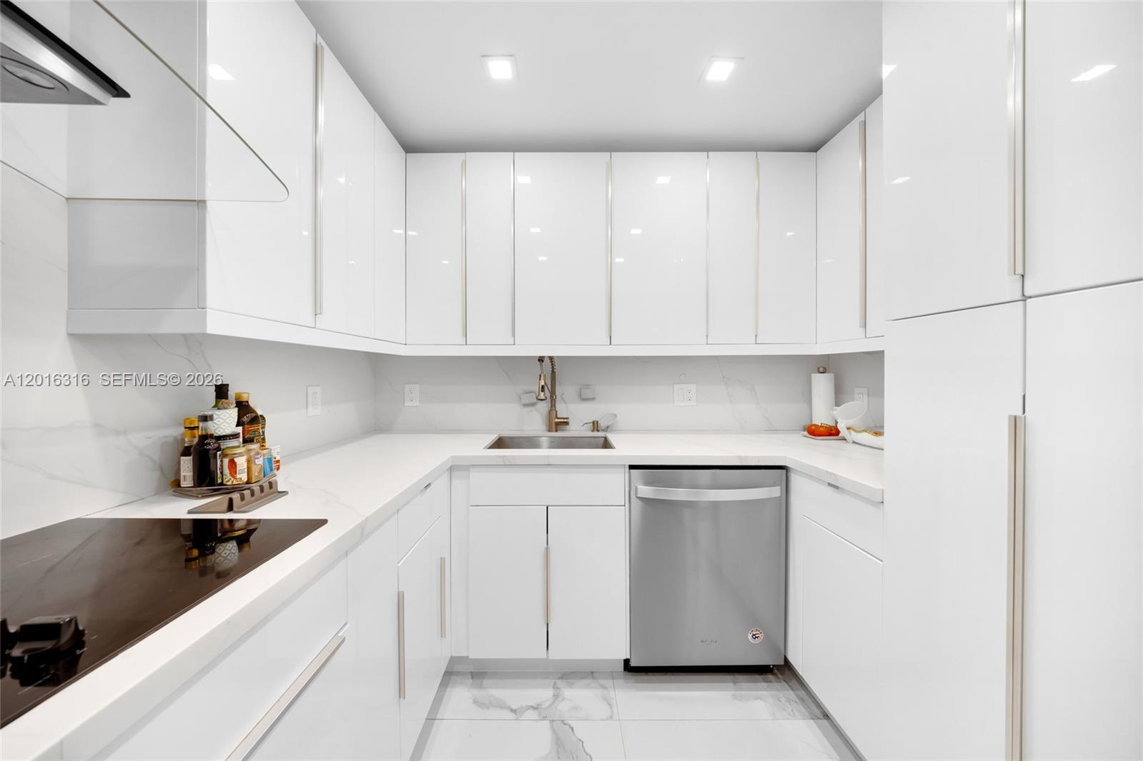 Photo of 2500 Parkview Dr #2119, Hallandale Beach, Florida, 33009 -