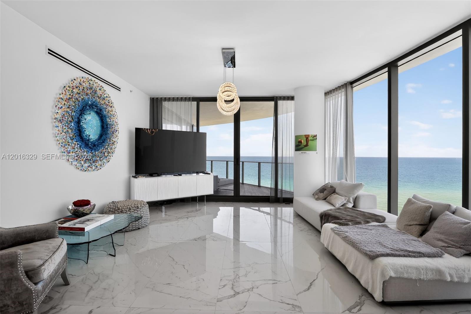 805 4 / 6 3204 sq. ft. $ 2026-05-11 0 Photo