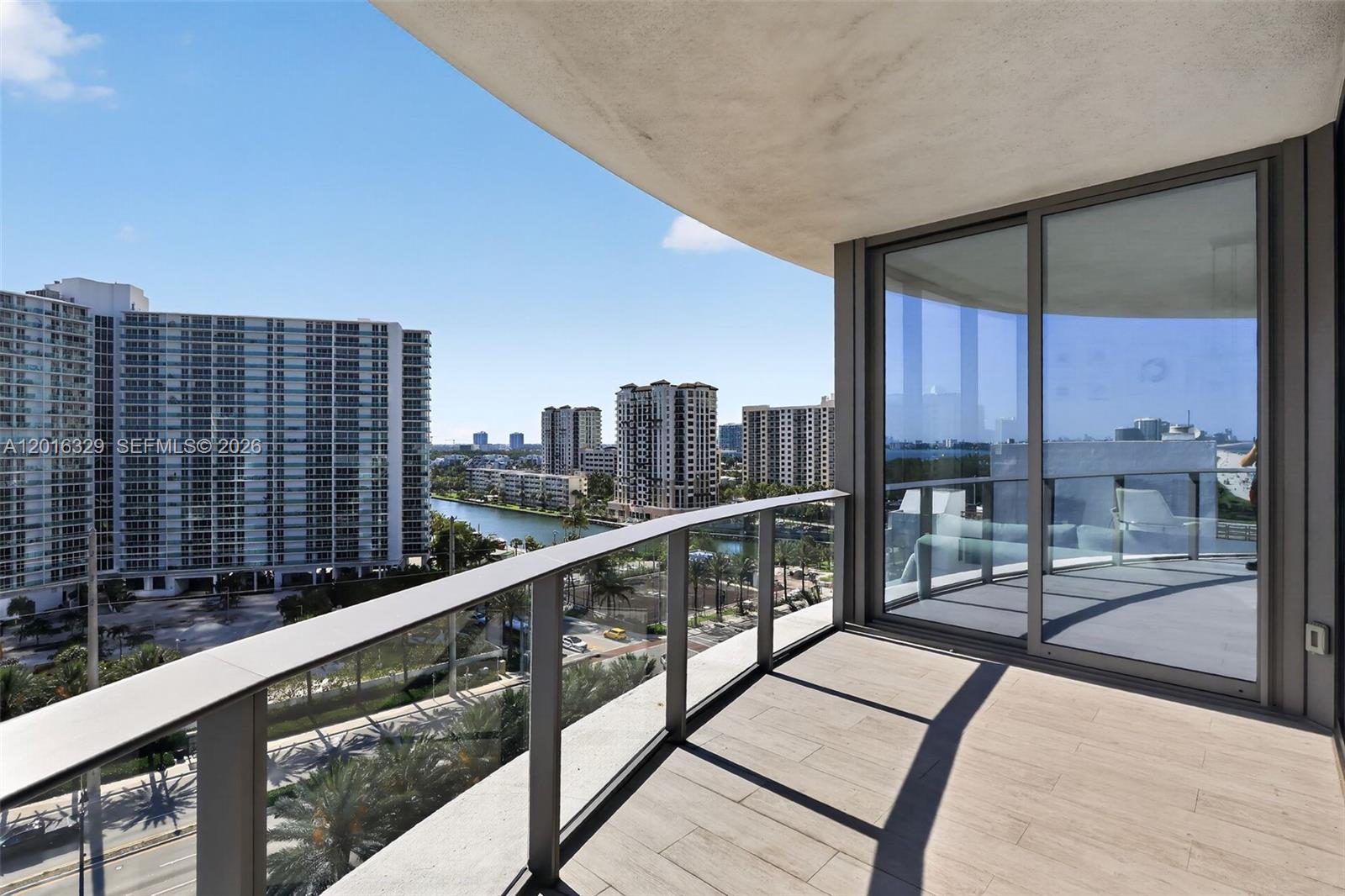 805 4 / 6 3204 sq. ft. $ 2026-05-11 0 Photo