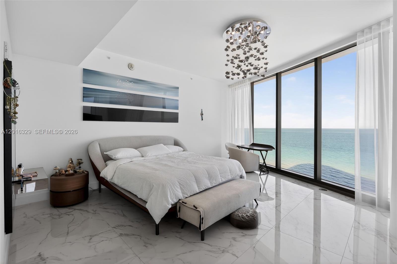 805 4 / 6 3204 sq. ft. $ 2026-05-11 0 Photo