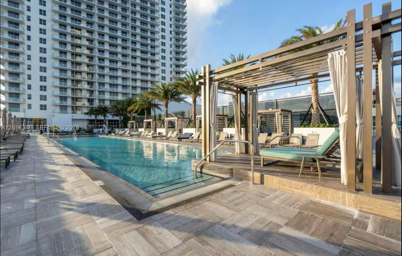 1610 1 / 1 850 sq. ft. $ 2026-05-11 0 foto