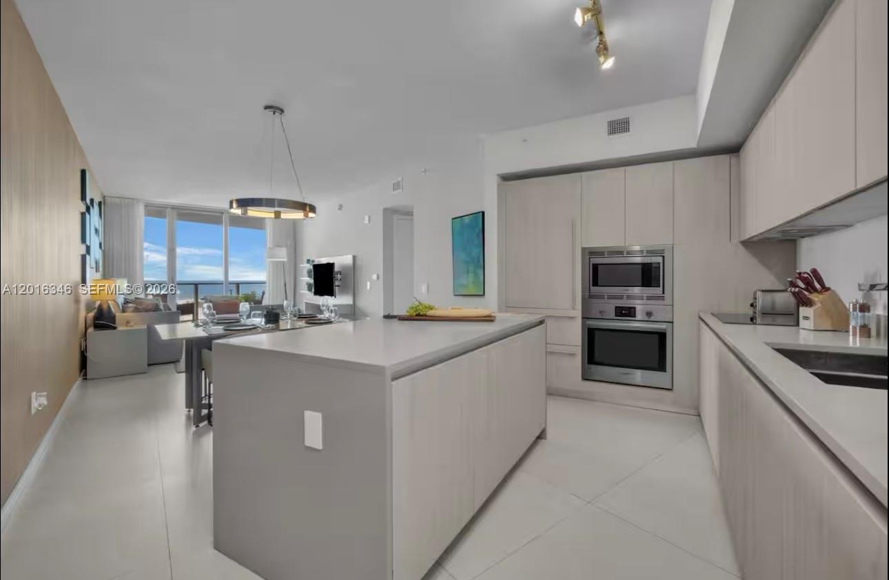 1610 1 / 1 850 sq. ft. $ 2026-05-11 0 foto