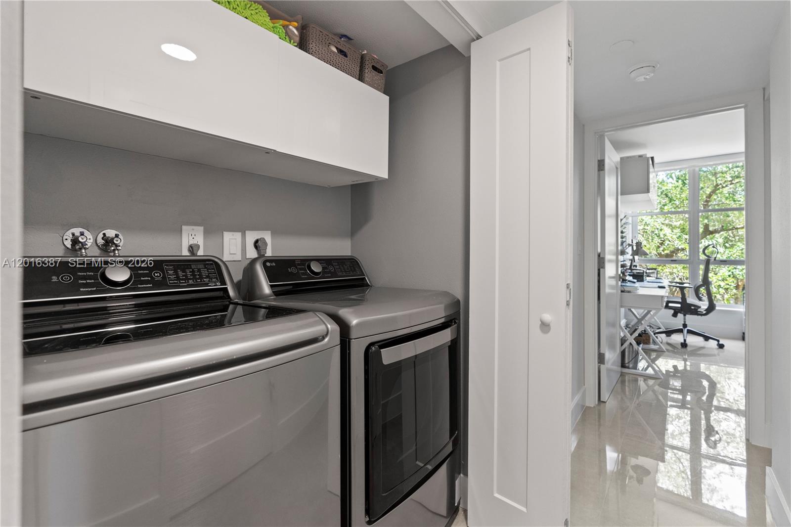 Photo of 3600 Mystic Pointe Dr #306, Aventura, Florida, 33180 -