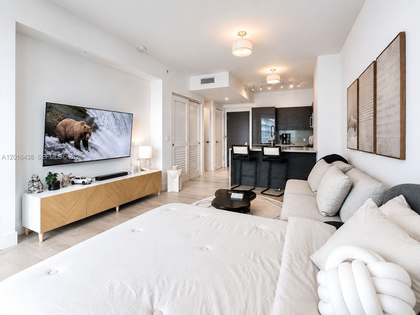 Photo of 1080 Brickell Ave #1705, Miami, Florida, 33131 -