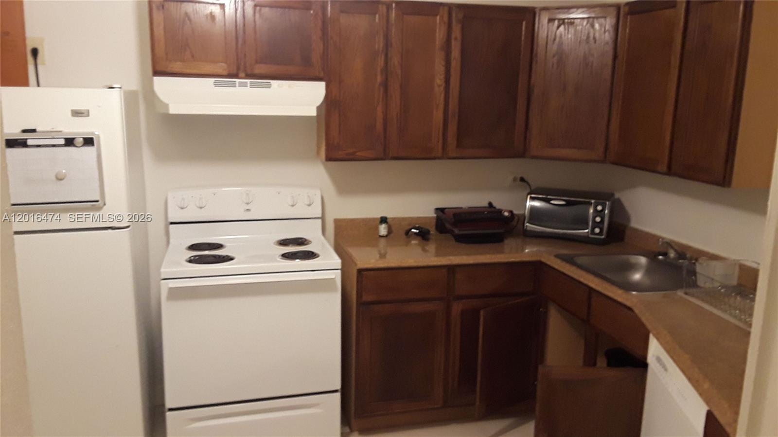 105-2 1 / 2 1036 sq. ft. $ 2026-05-11 0 Photo