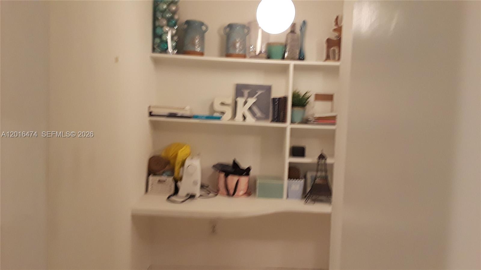 105-2 1 / 2 1036 sq. ft. $ 2026-05-11 0 Photo