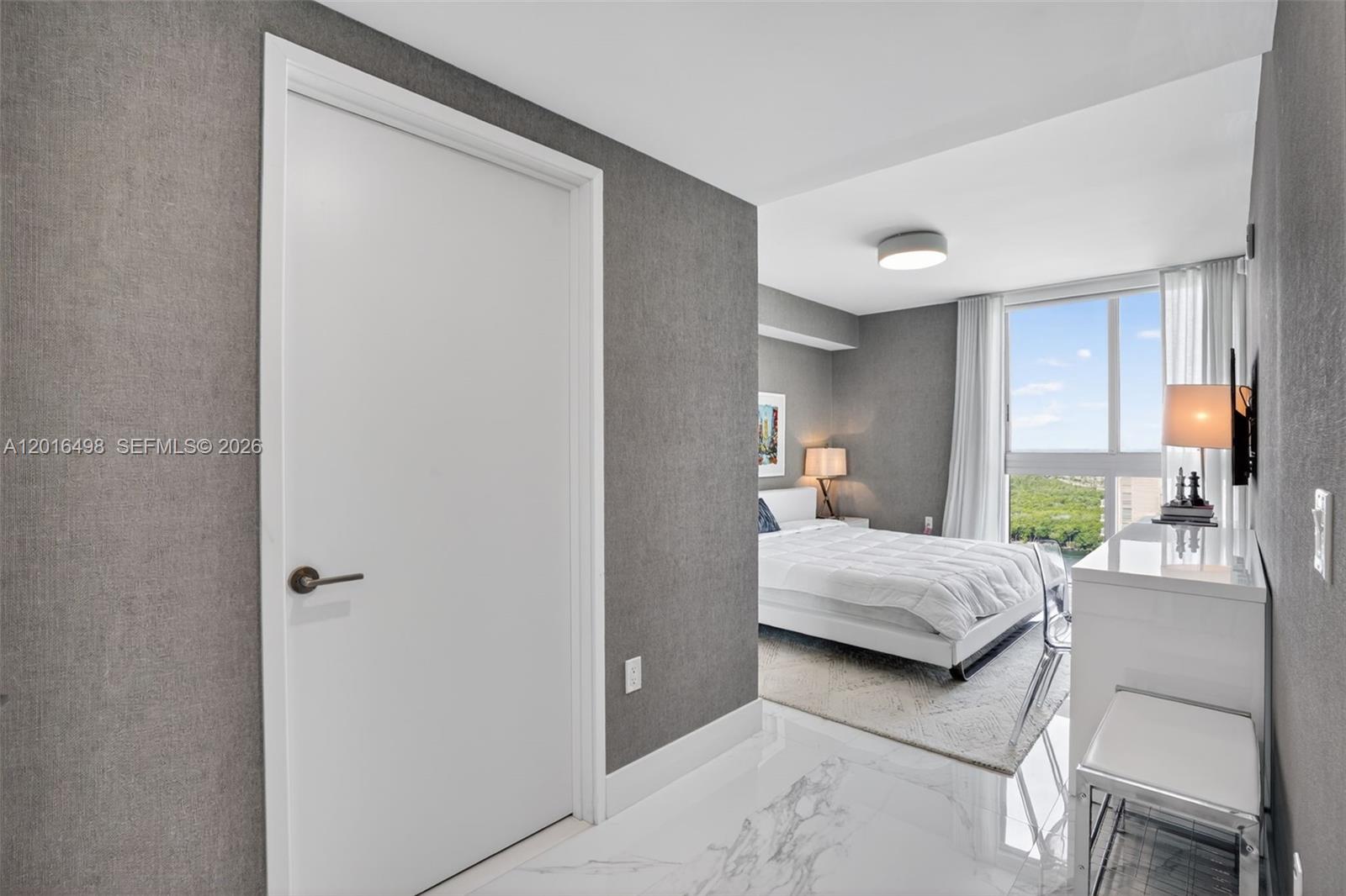See details 5-2301 3 / 4 1892 sq. ft. $ 2026-05-26 0 Photo