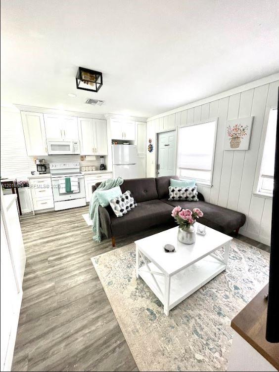   /  1814 sq. ft. $ 2026-05-11 0 Photo