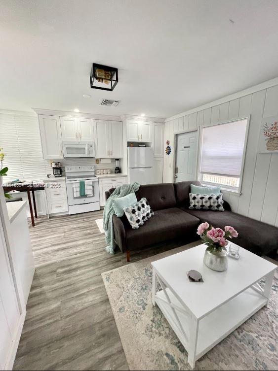   /  1814 sq. ft. $ 2026-05-11 0 Photo
