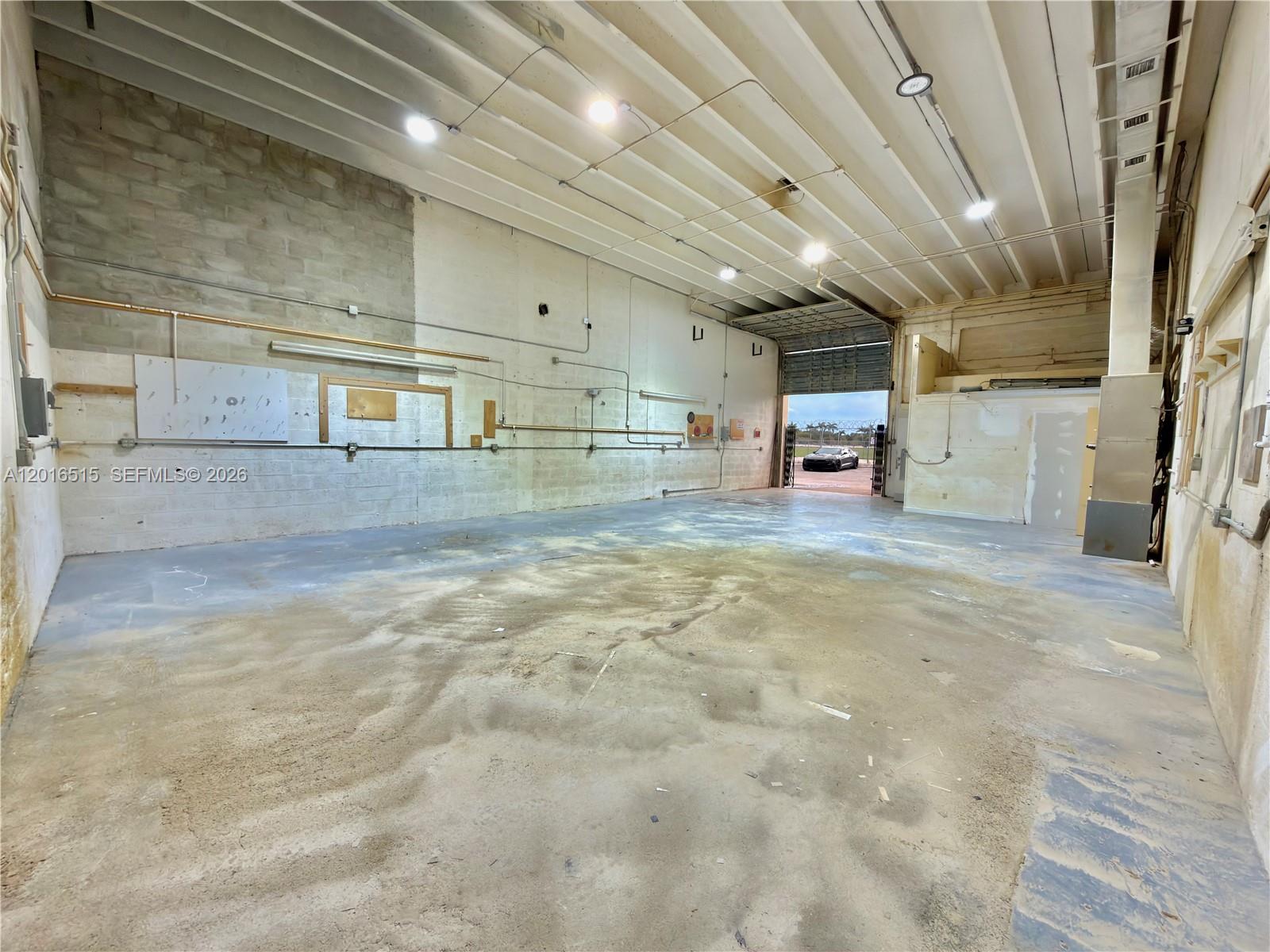 12  /   sq. ft. $ 2026-05-11 0 Photo