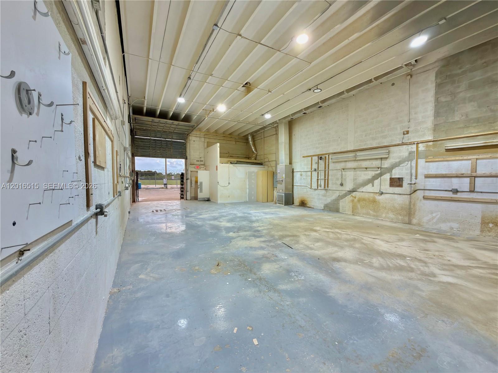 12  /   sq. ft. $ 2026-05-11 0 Photo