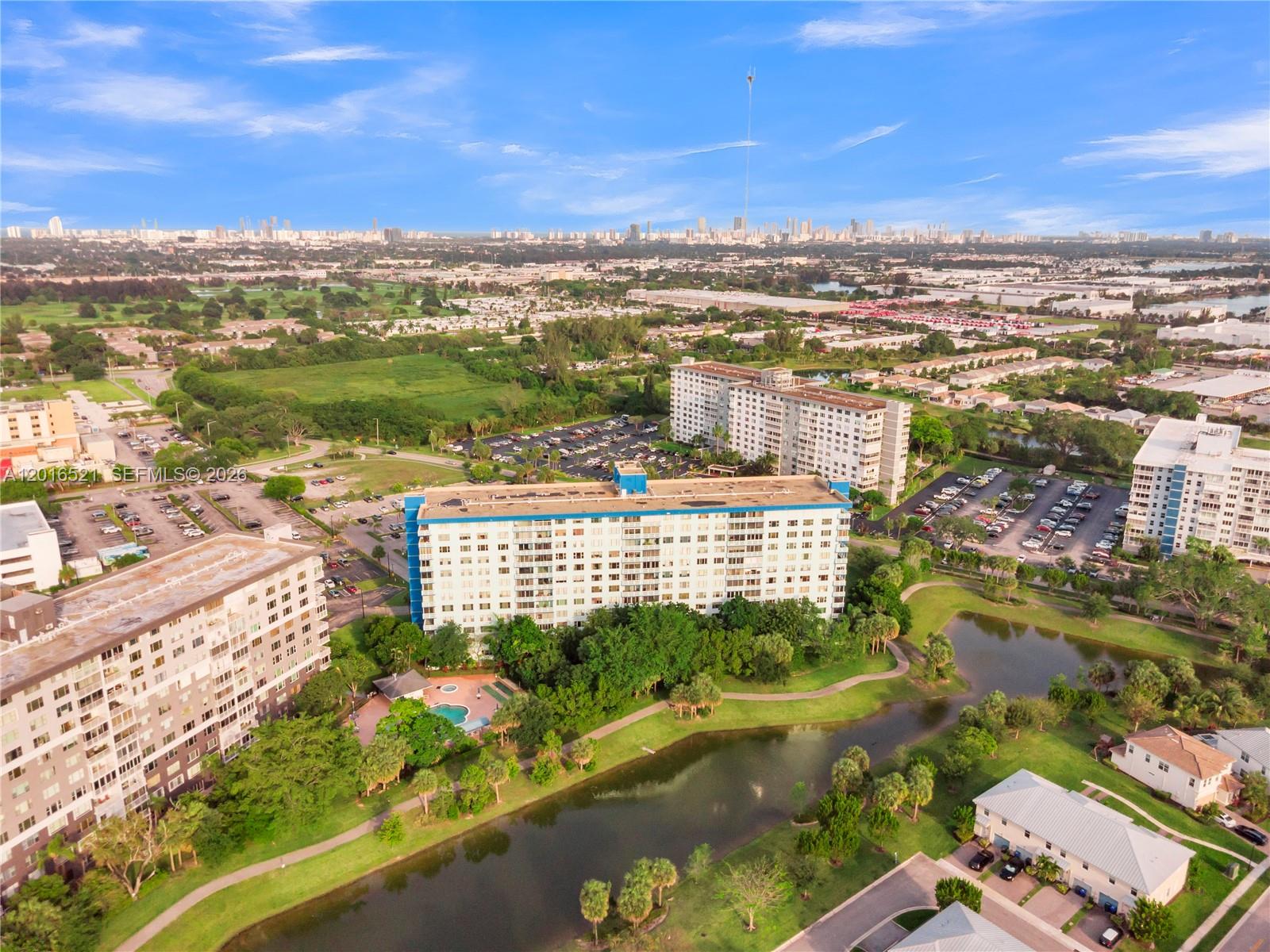 See details 812 2 / 2 1132 sq. ft. $ 2026-05-11 0 Photo