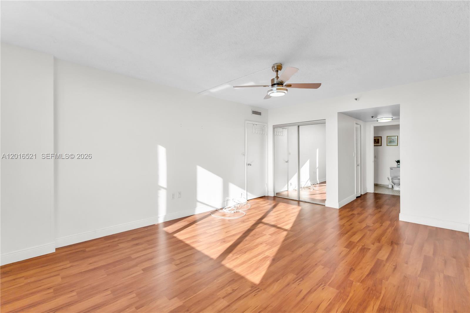 See details 812 2 / 2 1132 sq. ft. $ 2026-05-11 0 Photo