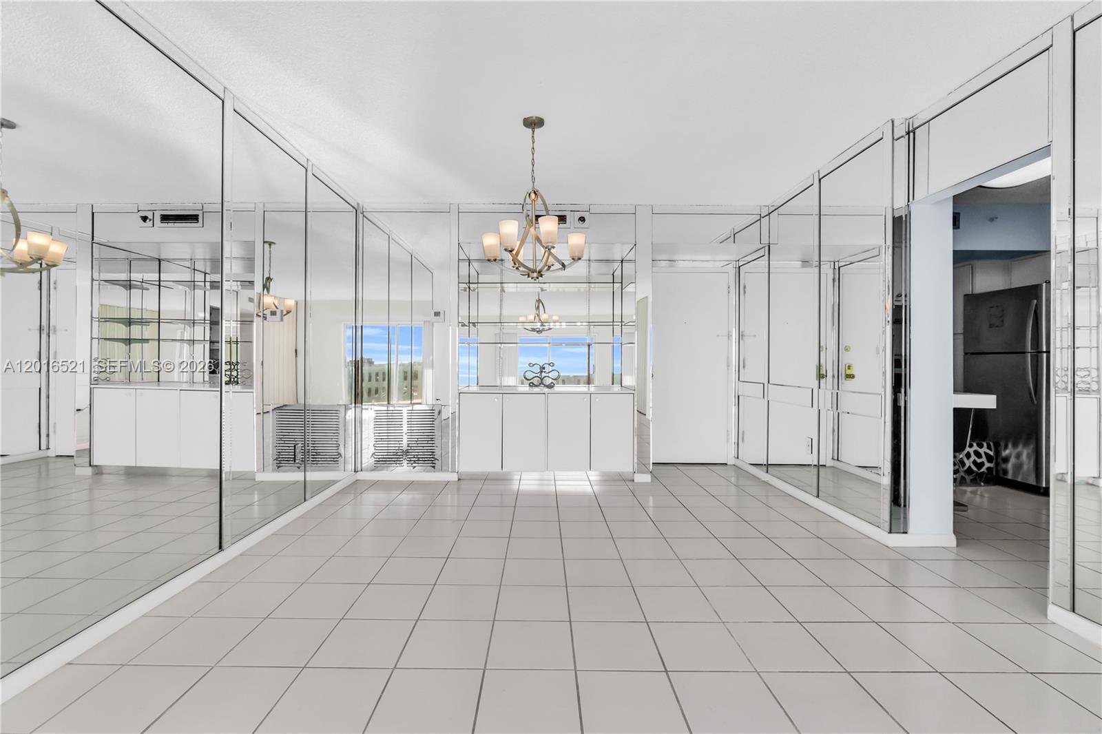 See details 812 2 / 2 1132 sq. ft. $ 2026-05-11 0 Photo