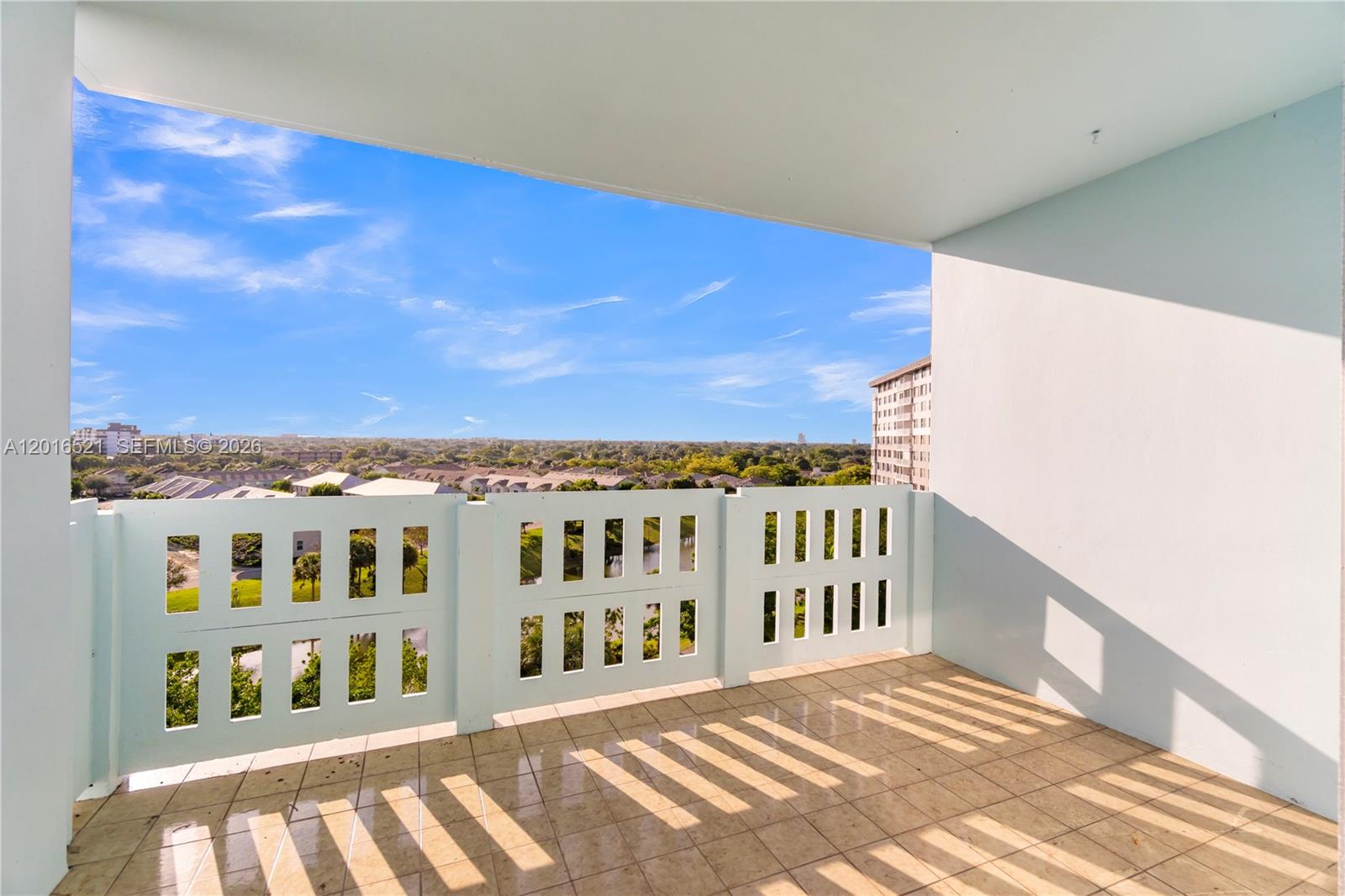 See details 812 2 / 2 1132 sq. ft. $ 2026-05-11 0 Photo