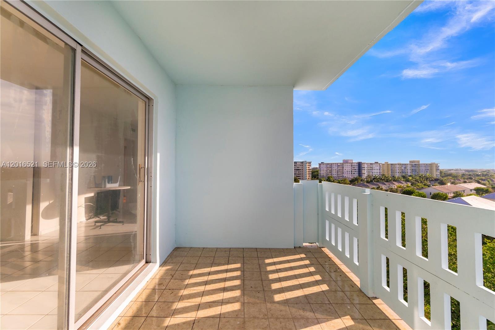 See details 812 2 / 2 1132 sq. ft. $ 2026-05-11 0 Photo