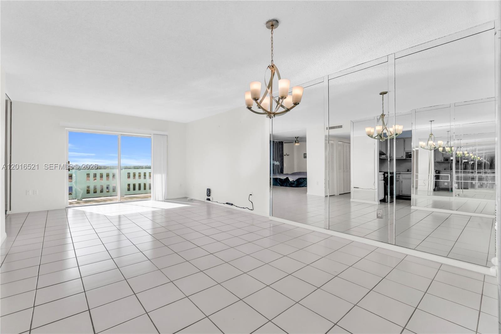 See details 812 2 / 2 1132 sq. ft. $ 2026-05-11 0 Photo