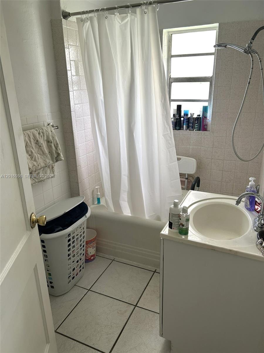   /  2664 sq. ft. $ 2026-05-11 0 Photo