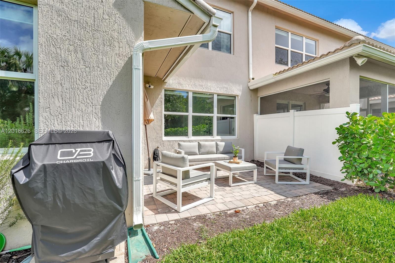 Ver detalles 4774 3 / 3 2174 sq. ft. $ 2026-05-11 0 foto
