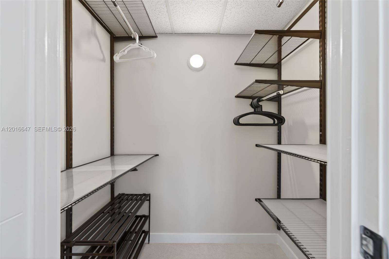 19L 1 / 2 870 sq. ft. $ 2026-05-24 0 Photo