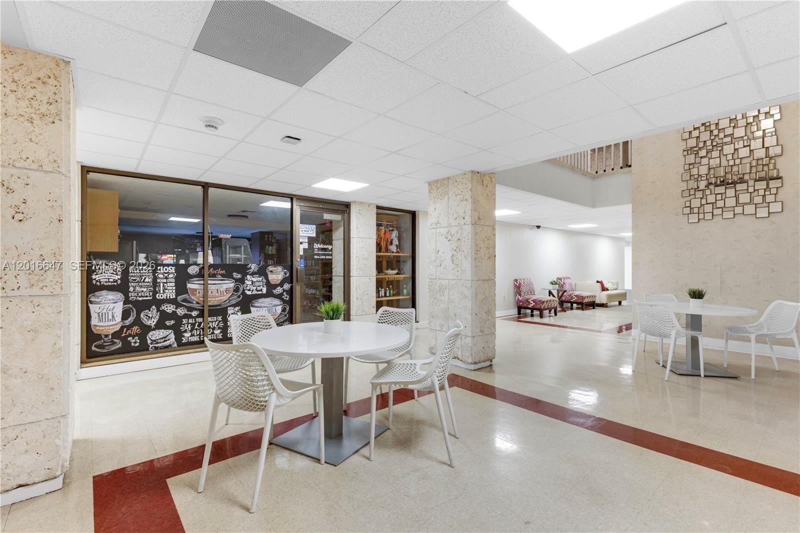 19L 1 / 2 870 sq. ft. $ 2026-05-24 0 Photo