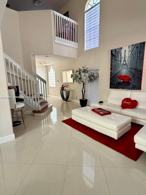 Ver detalles 14630 4 / 2 2459 sq. ft. $ 2026-05-11 0 foto