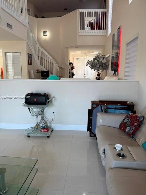 Ver detalles 14630 4 / 2 2459 sq. ft. $ 2026-05-11 0 foto