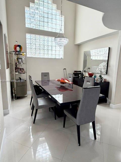 Ver detalles 14630 4 / 2 2459 sq. ft. $ 2026-05-11 0 foto