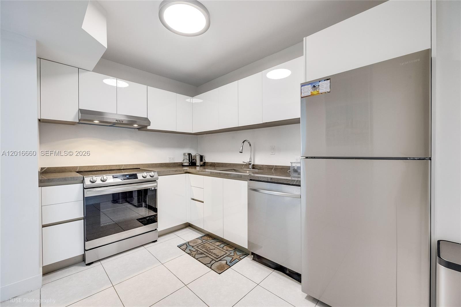 See details 1231 2 / 2 1357 sq. ft. $ 2026-05-11 0 Photo