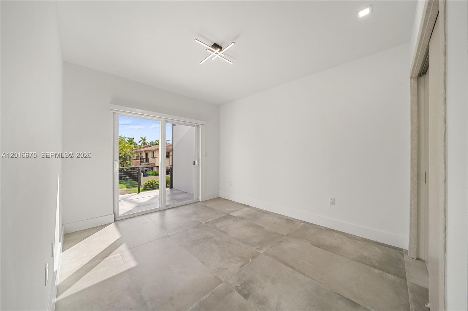 See details / 3704 sq. ft. $ 2026-05-11 0 Photo