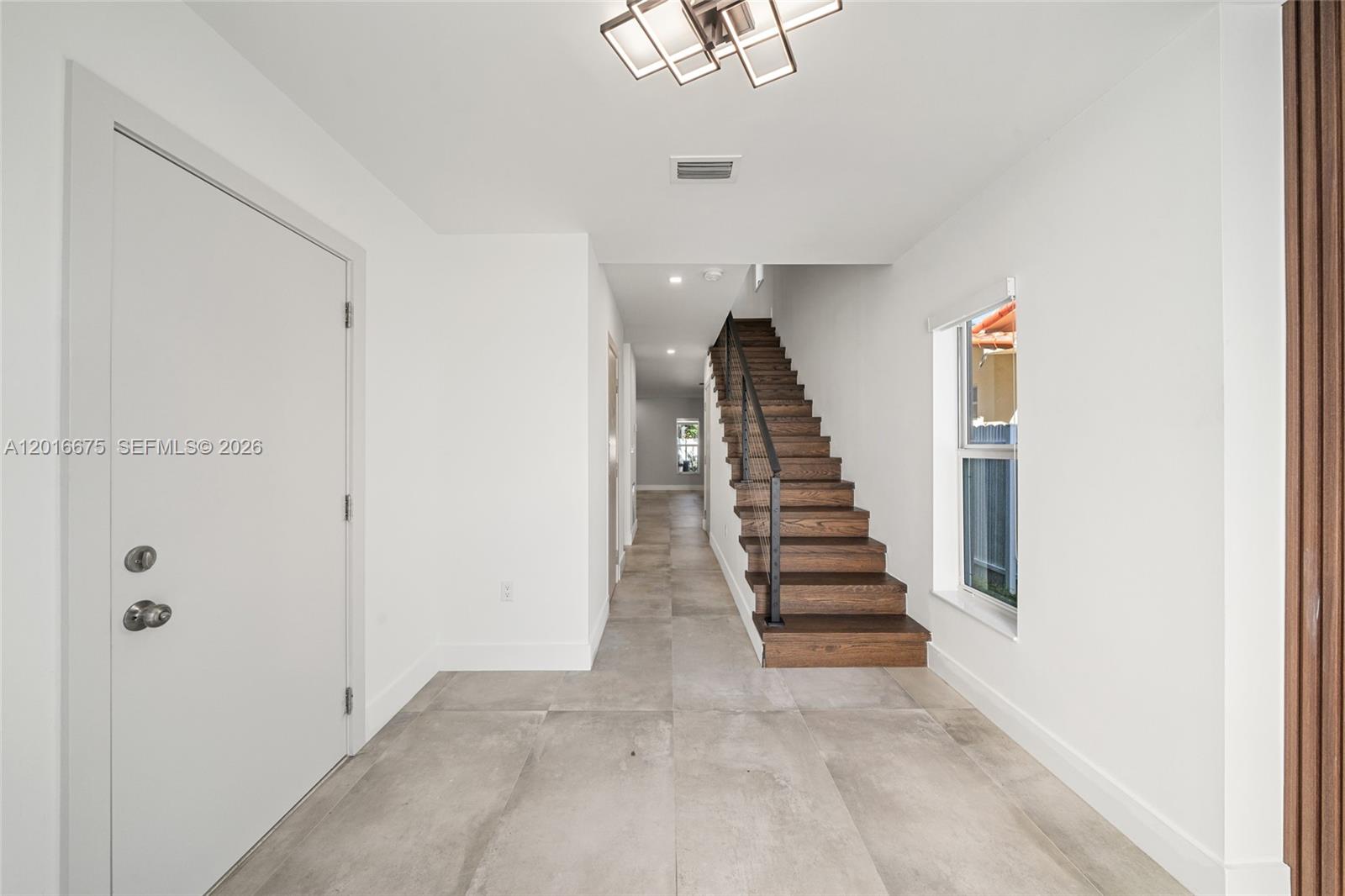 See details / 3704 sq. ft. $ 2026-05-11 0 Photo