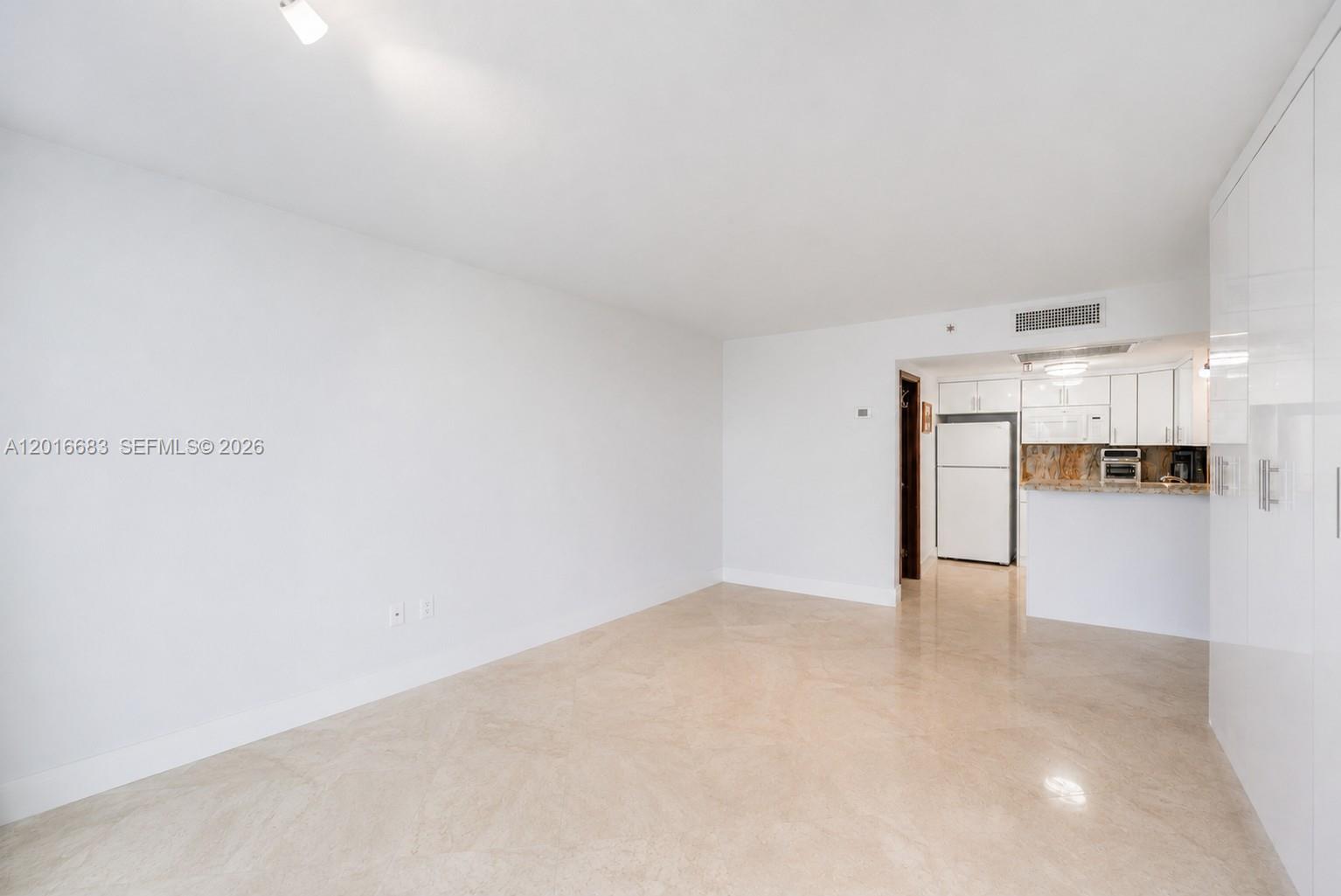 Photo of 19201 Collins Ave  #609, Sunny Isles Beach, Florida, 33160 - Empty AI