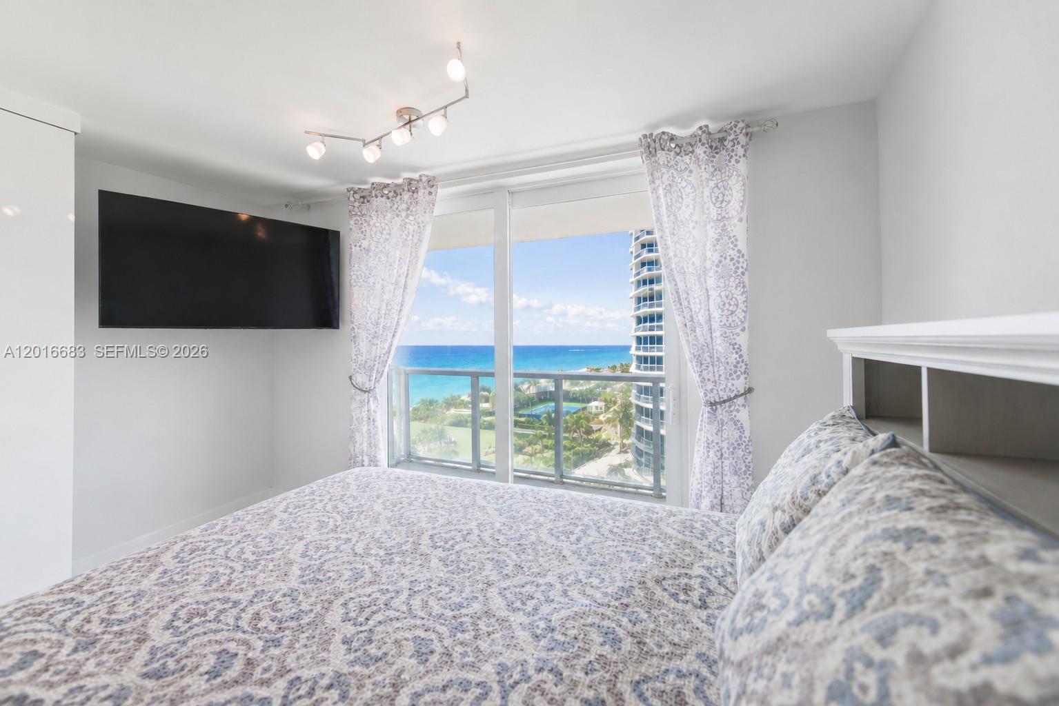 Photo of 19201 Collins Ave  #609, Sunny Isles Beach, Florida, 33160 - 