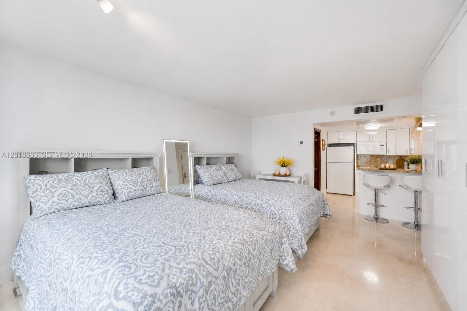 Photo of 19201 Collins Ave  #609, Sunny Isles Beach, Florida, 33160 - 