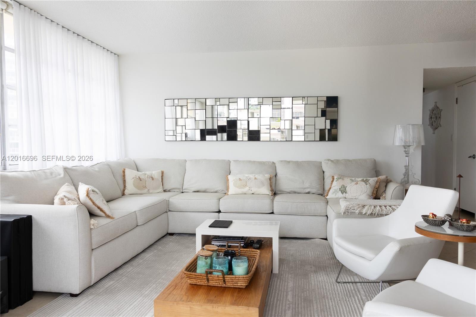 Photo of 1817 Ocean Dr #320, Hallandale Beach, Florida, 33009 -