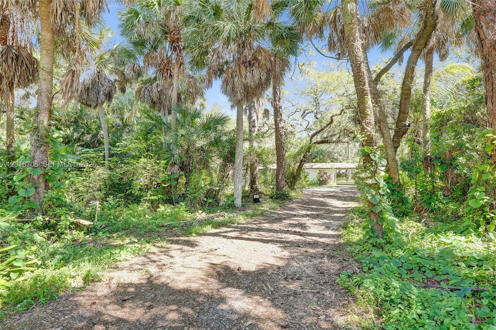 See details / sq. ft. $ 2026-05-11 0 Photo