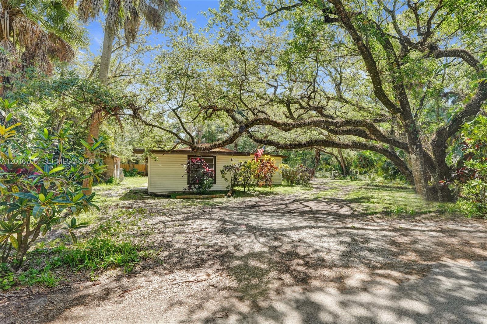 See details / sq. ft. $ 2026-05-11 0 Photo