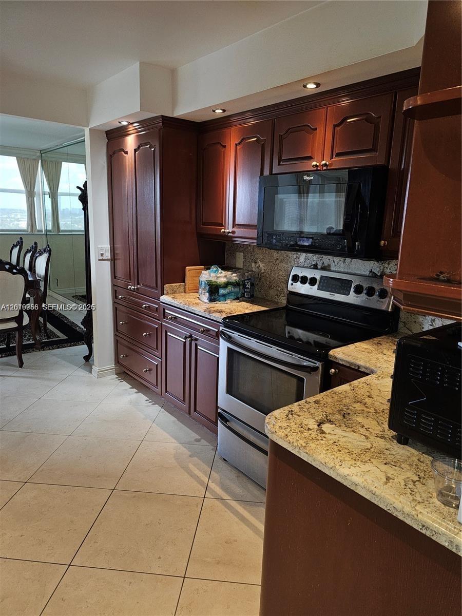Photo of 2049 Ocean Dr  #PH1, Hallandale Beach, Florida, 33009 - 