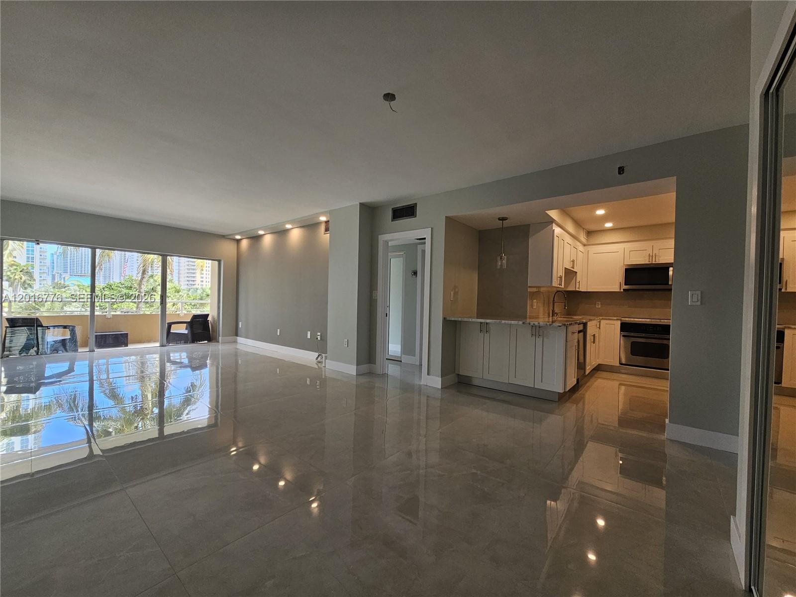 2K 1 / 2 870 sq. ft. $ 2026-05-25 0 Photo