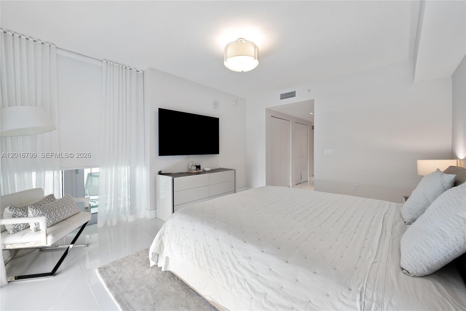 4-1501 3 / 4 1892 sq. ft. $ 2026-05-11 0 Photo