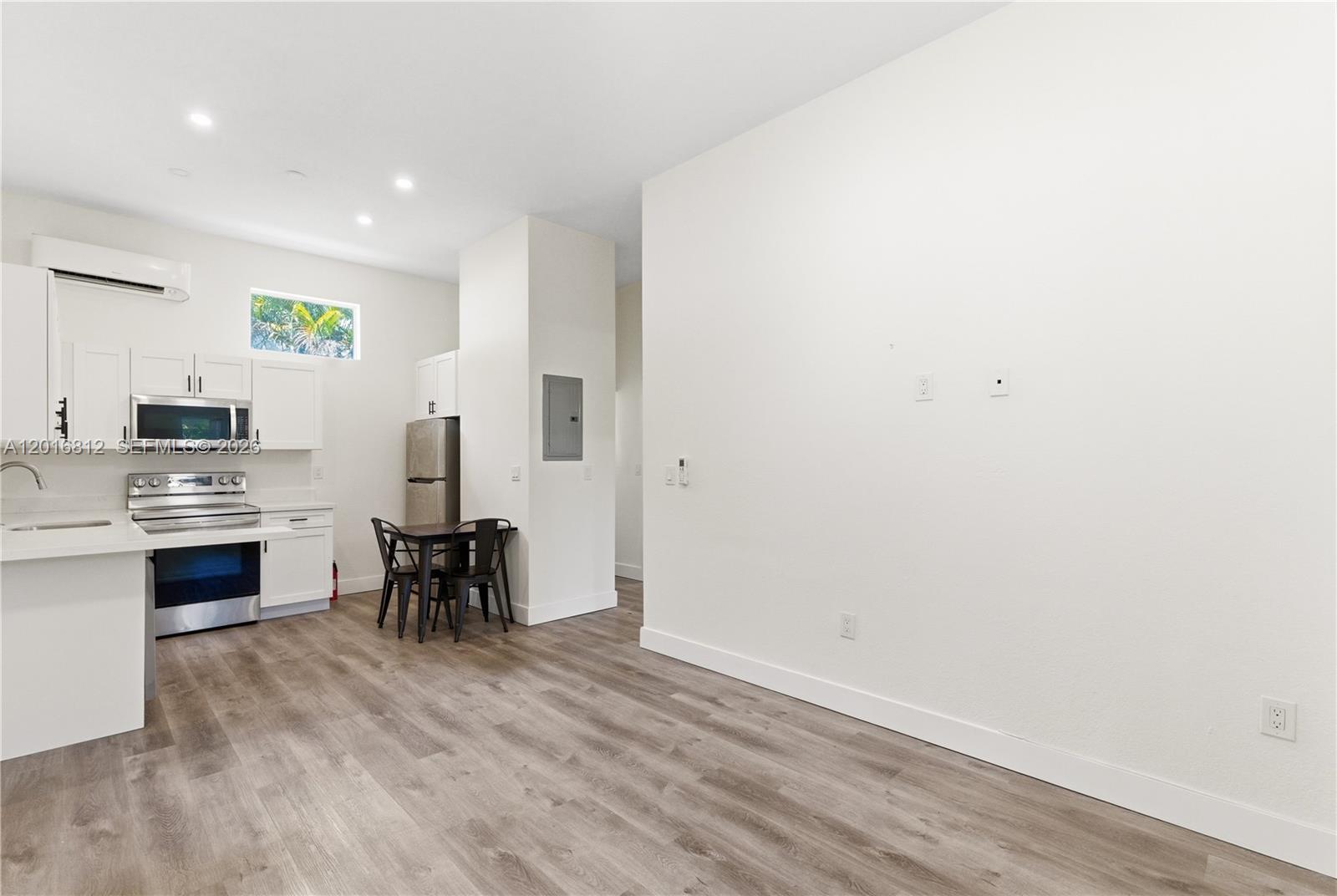   /  1902 sq. ft. $ 2026-05-11 0 Photo