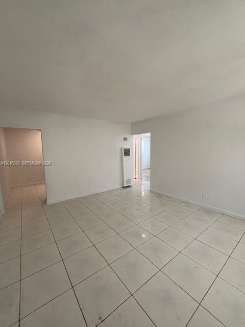 See details / 2002 sq. ft. $ 2026-05-11 0 Photo