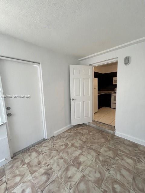 See details / 2002 sq. ft. $ 2026-05-11 0 Photo