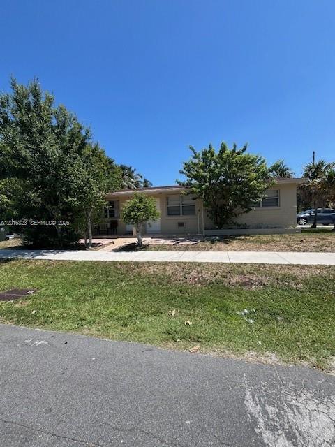 See details / 2002 sq. ft. $ 2026-05-11 0 Photo