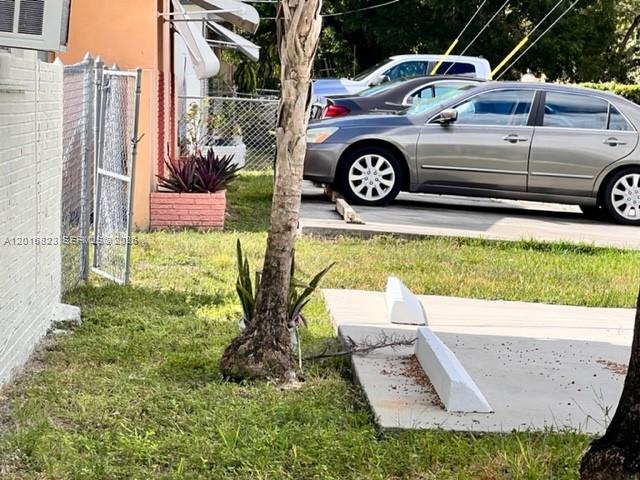 See details / 2002 sq. ft. $ 2026-05-11 0 Photo