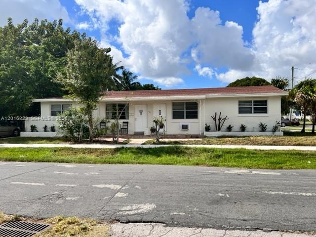 See details / 2002 sq. ft. $ 2026-05-11 0 Photo