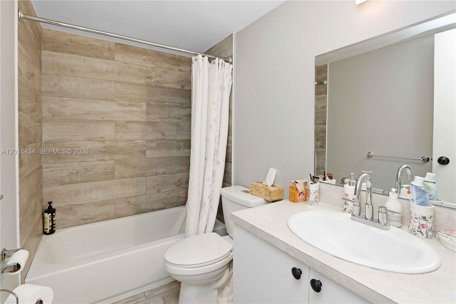 See details / sq. ft. $ 2026-05-11 0 Photo
